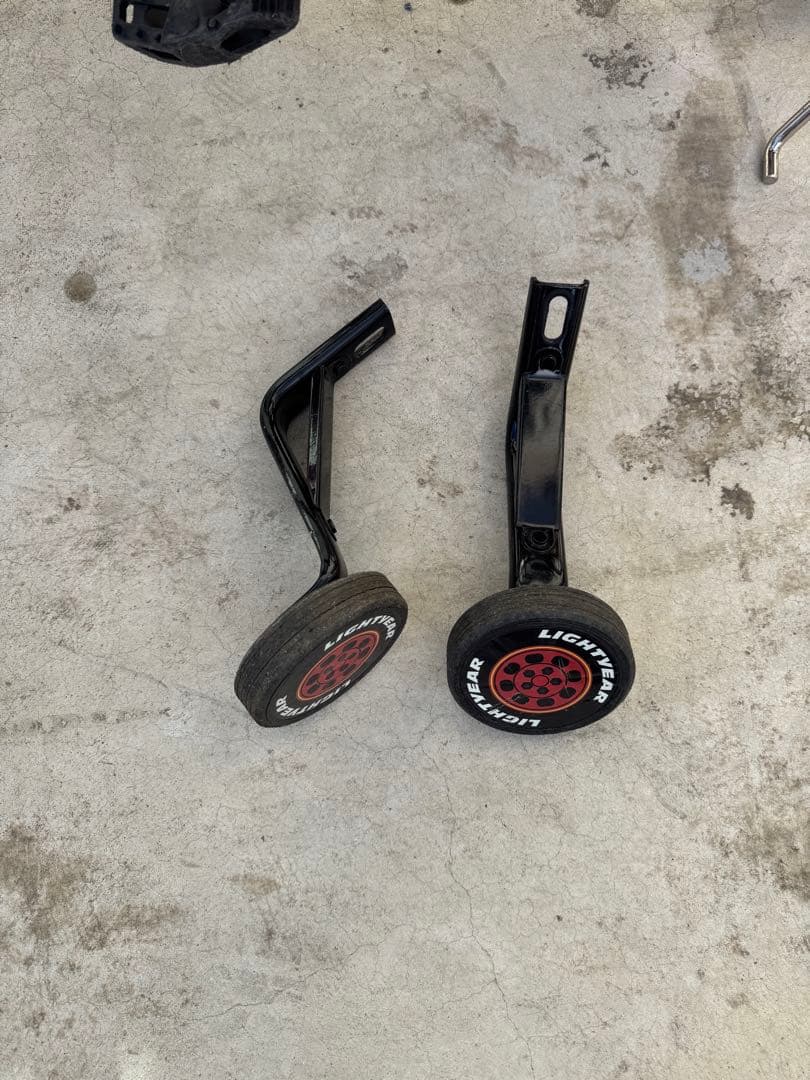 カーズ自転車16cm キッズ自転車