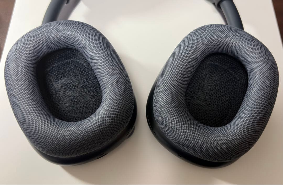 ド*ス様 AirPods Max 第二世代【USB-C】ミッドナイト カバー付き