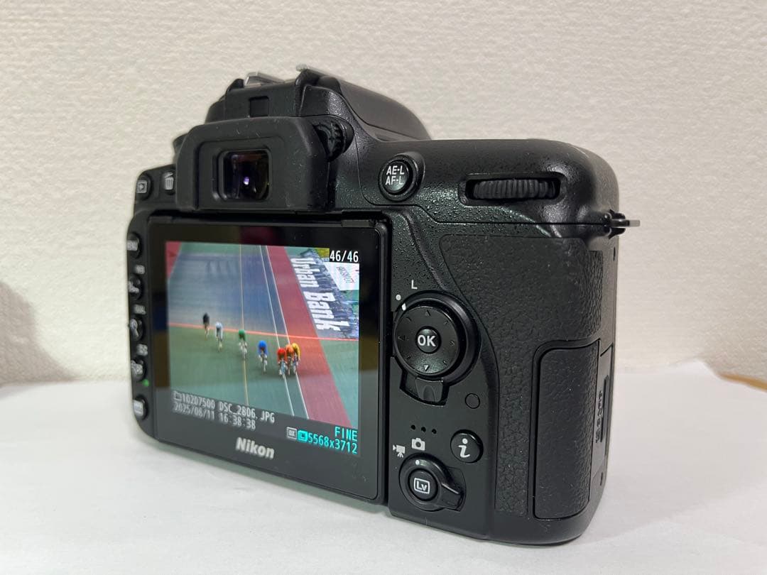 ニコン Nikon D7500 ★シャッター数：6769枚