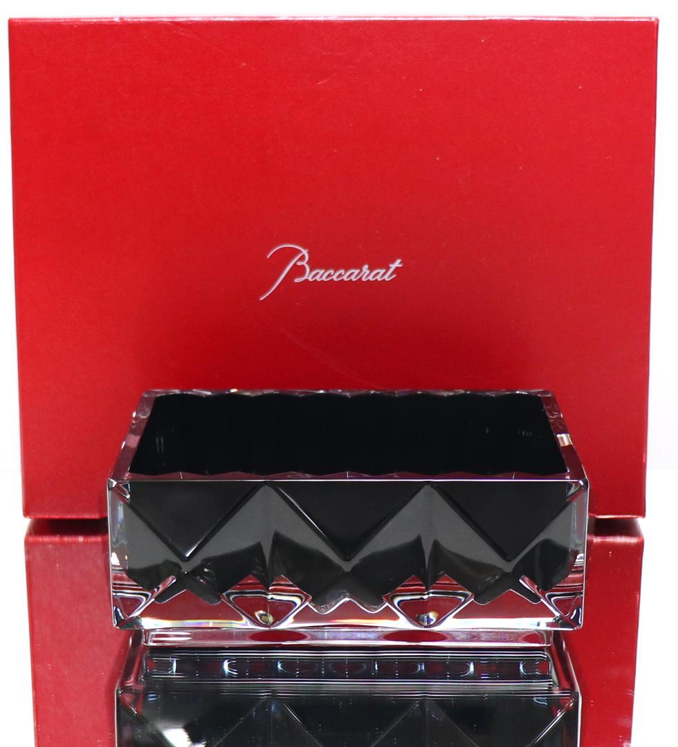 バカラ ジョルジュ・シュヴァリエ ルクソール 1.7kg 小物入れ ブラック