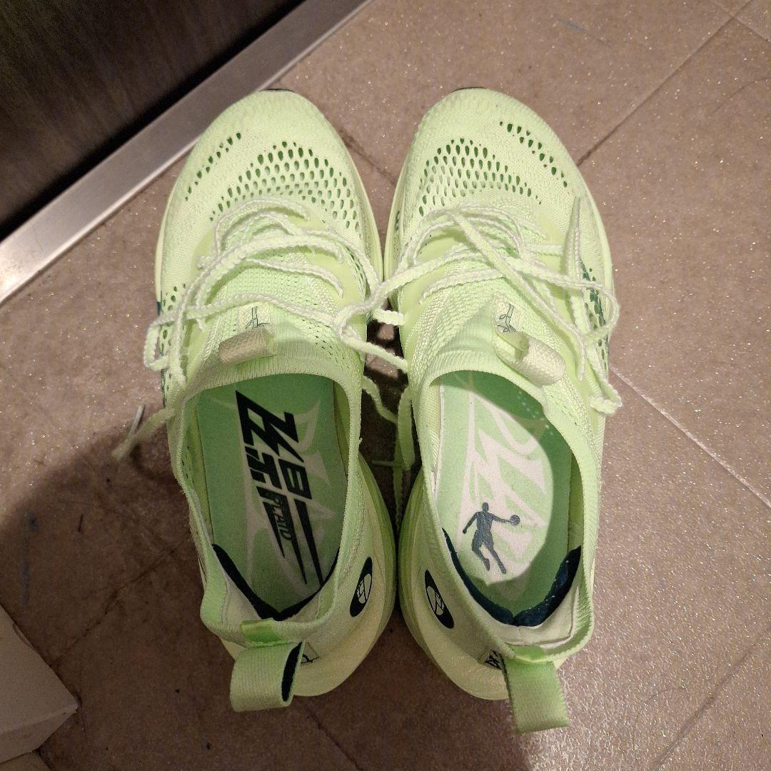 チャオダン ランニングシューズ