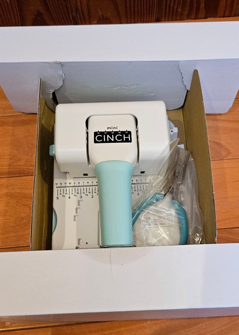 【未使用】We R Memory Keepers ミニシンチ　製本機