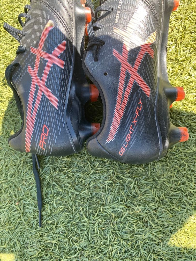 DS LIGHT X-FLY PRO 2　サッカースパイク　２４．０ｃｍ