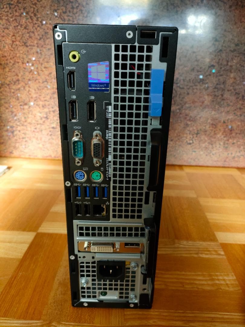 ミニPC DELL OptiPlex 5050 SFF i7-7500 8GB