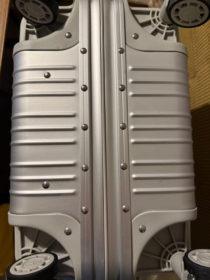 メルセデスベンツ ノベルティ アルミスーツケース 32L 機内持込可