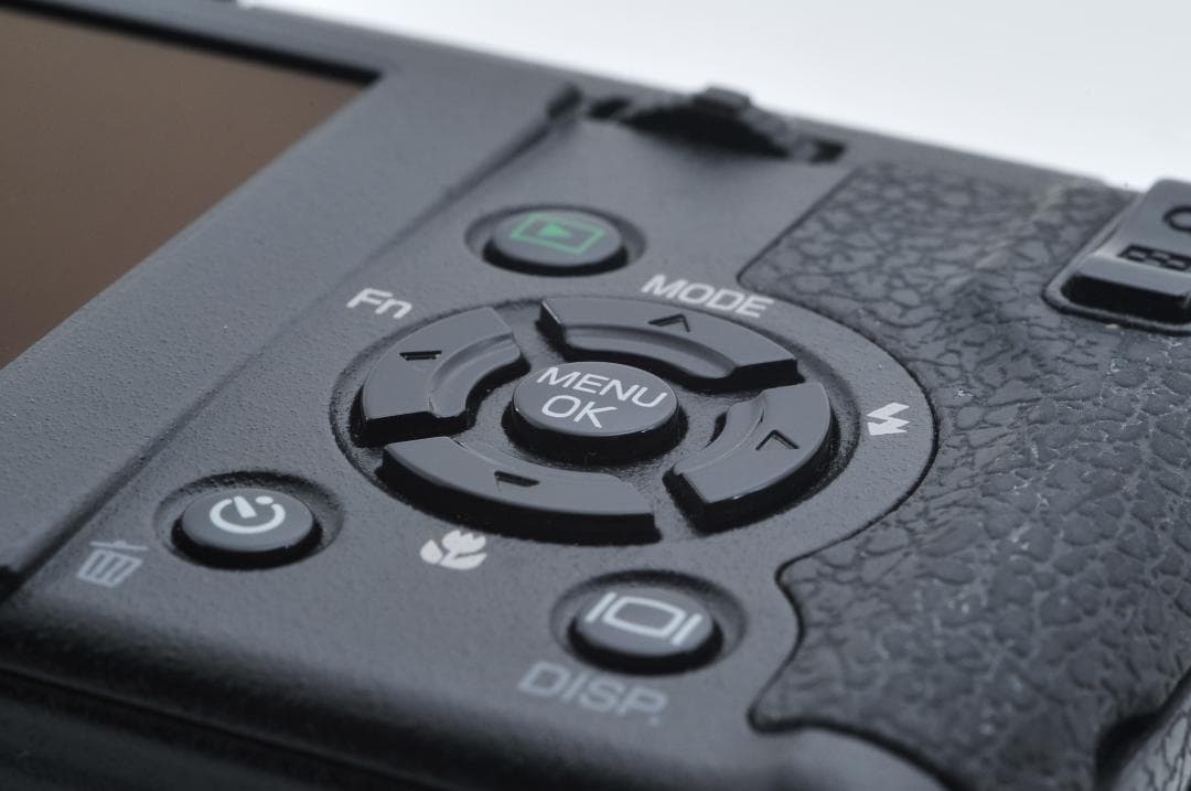 ■新品級■ リコー RICOH GR DIGITALⅡ≪シャッター1600回≫