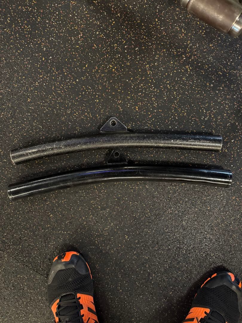 トライセプスバー