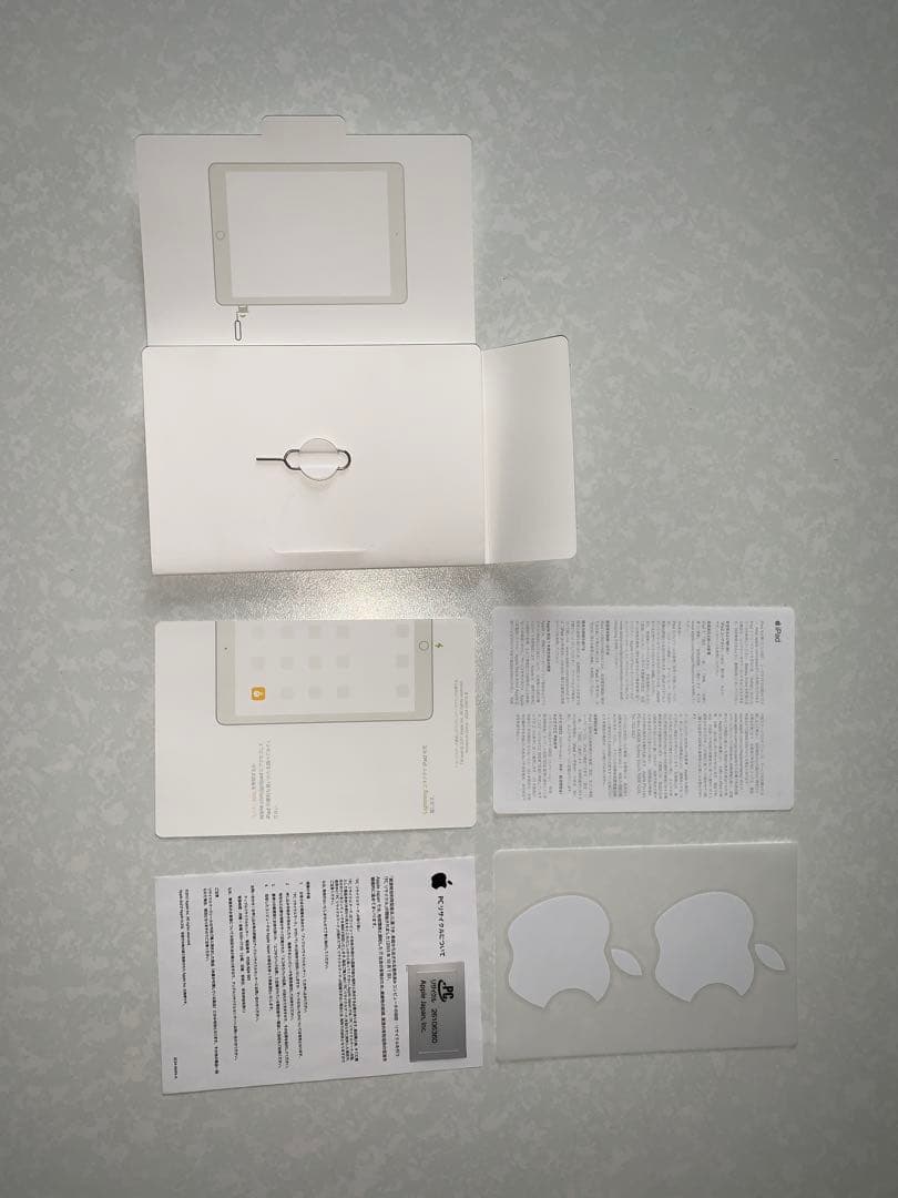 iPad (第5世代) wifi&cellular 32GB SIMフリー本体