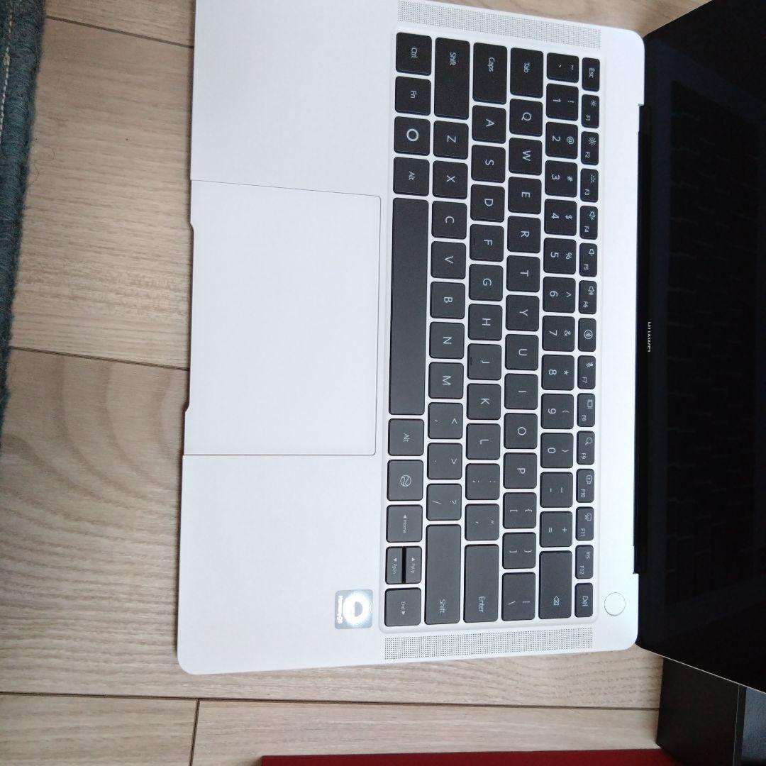 HUAWEI MateBook Pro ノートPC本体