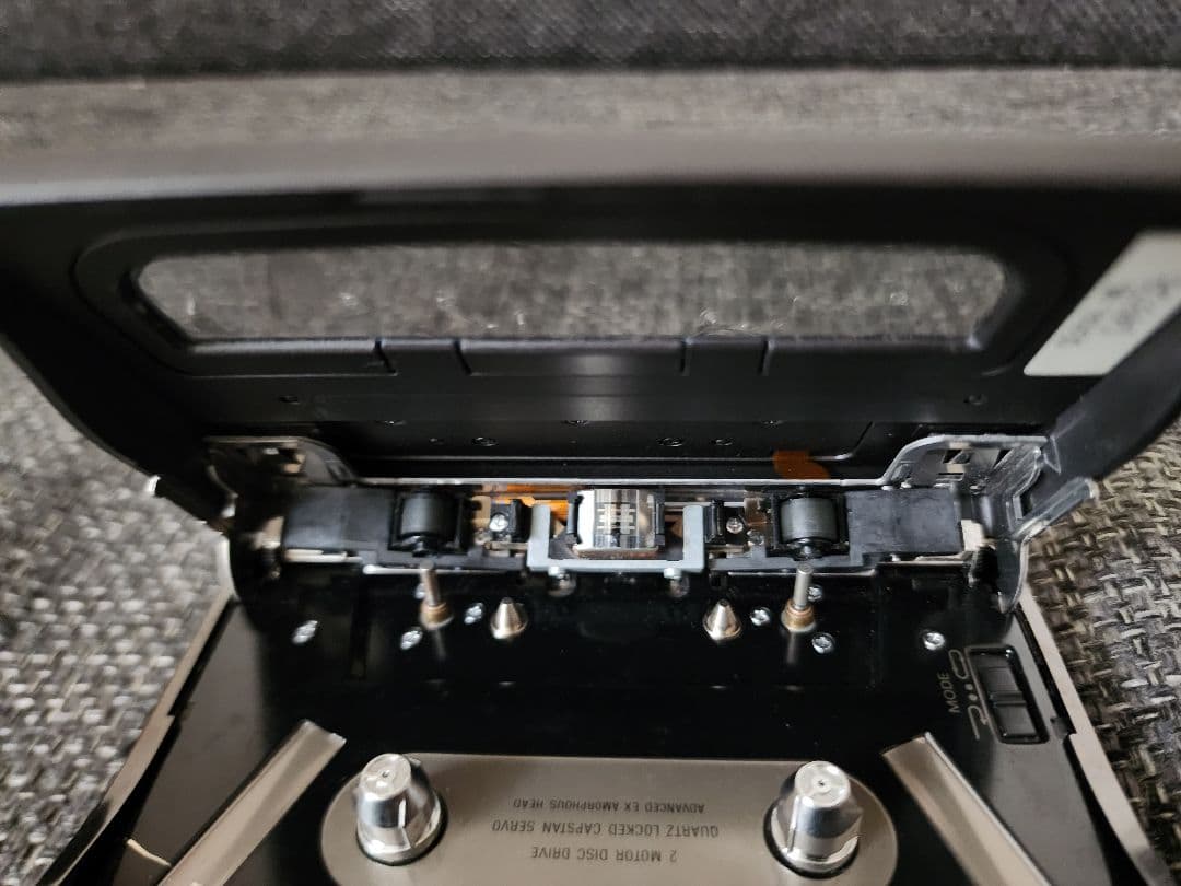 SONY カセットプレーヤー 　WALKMAN WM-DD9 ジャンク品