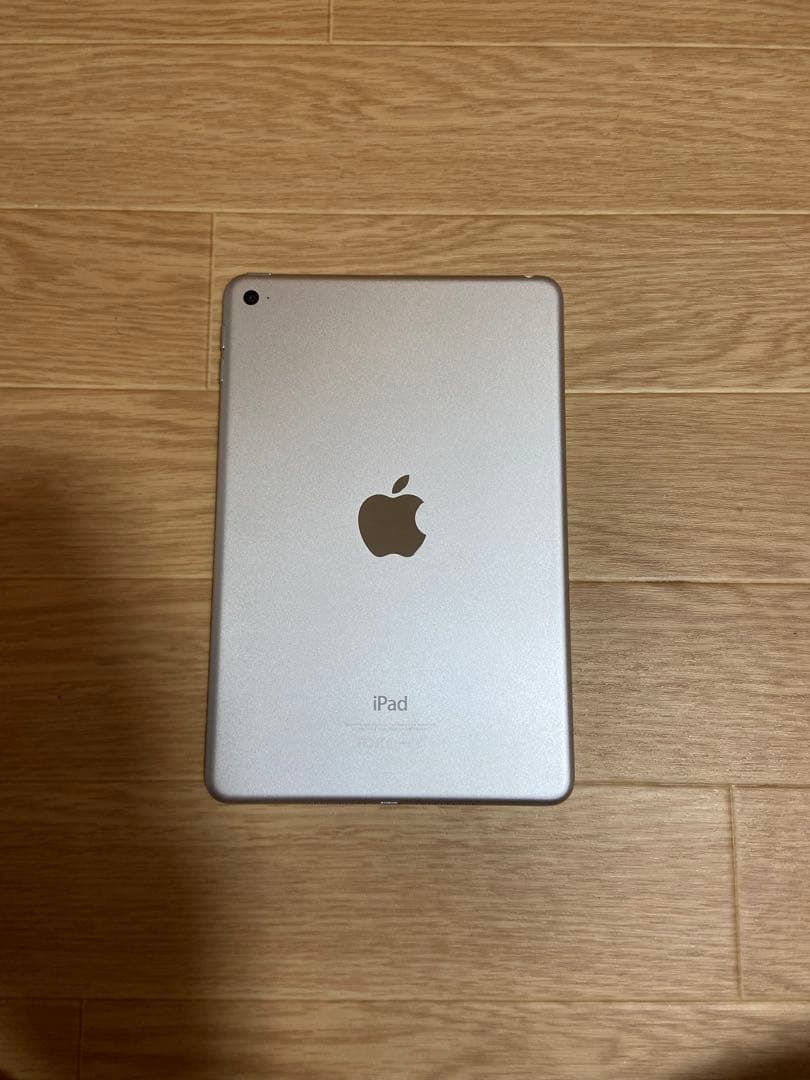 Ipad mini4 128GB シルバーWi-Fiモデルバッテリー95%美品