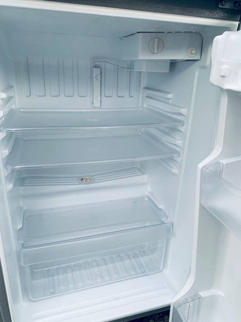 ♦AQUA ノンフロン直冷式冷凍冷蔵庫【2016年製】AQR-111E