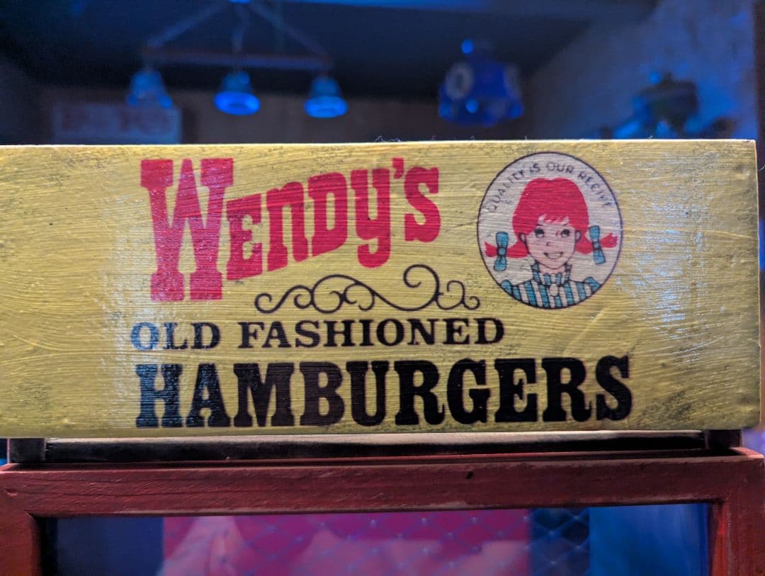 Wendy's　コレクション棚