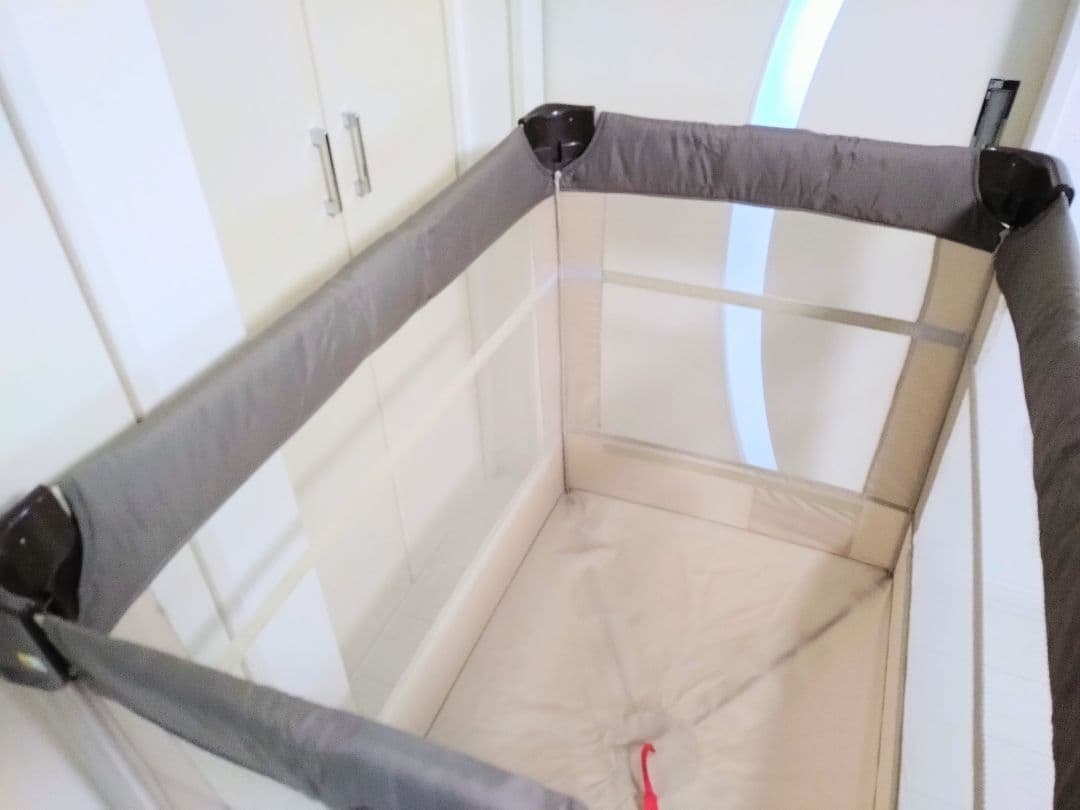 りょーつ　Aprica アップリカ ベビーベッド ココネルエアー