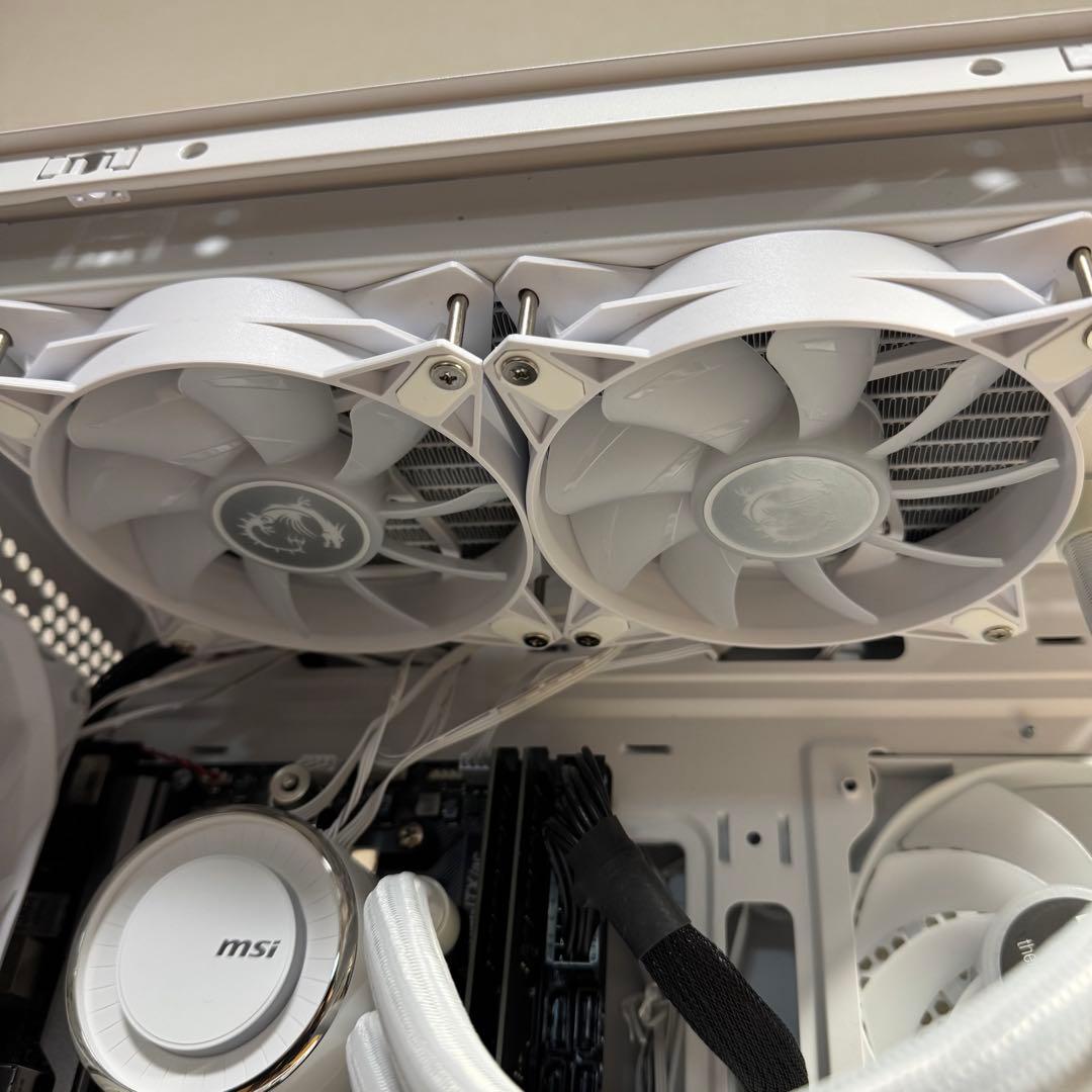 渡*か様 自作PC Ryzen 3950X/64GB/簡易水冷/ITX/白ケース