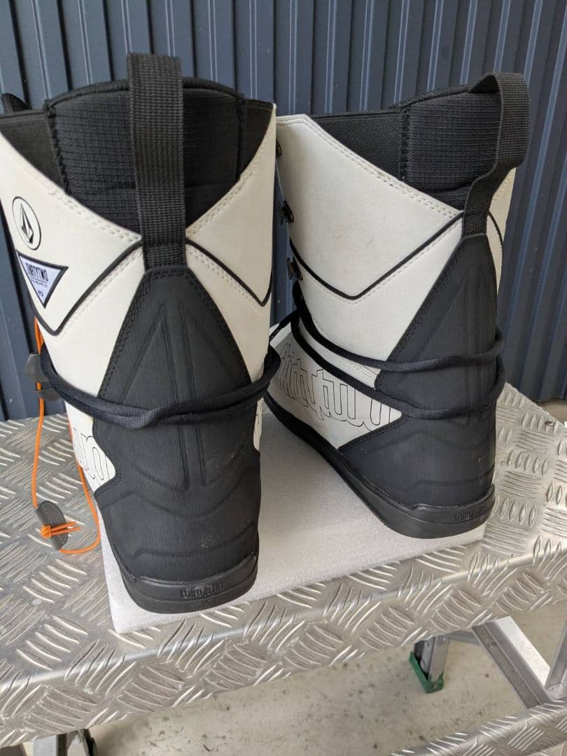 thirtytwo Lashed ブーツ ホワイト/ブラック ☆