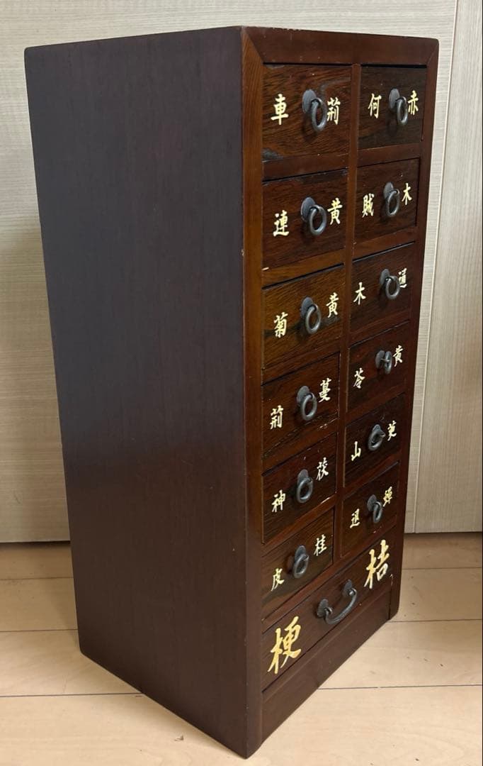 薬箪笥　骨董品　木製チェスト　引き出し16+1個　卓上チェスト　店舗什器