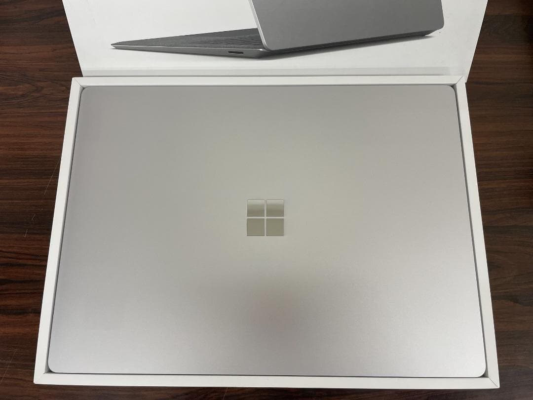 M1 Microsoft Surface Laptop 5 R2I-00020③