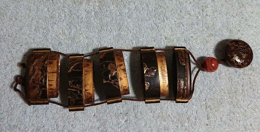金蒔絵の印籠