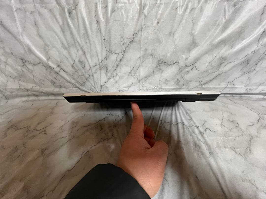 VAIO VJPF11C11N　8GB / 256 GB