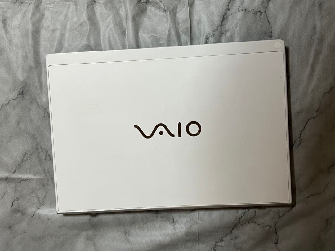 VAIO VJPF11C11N　8GB / 256 GB