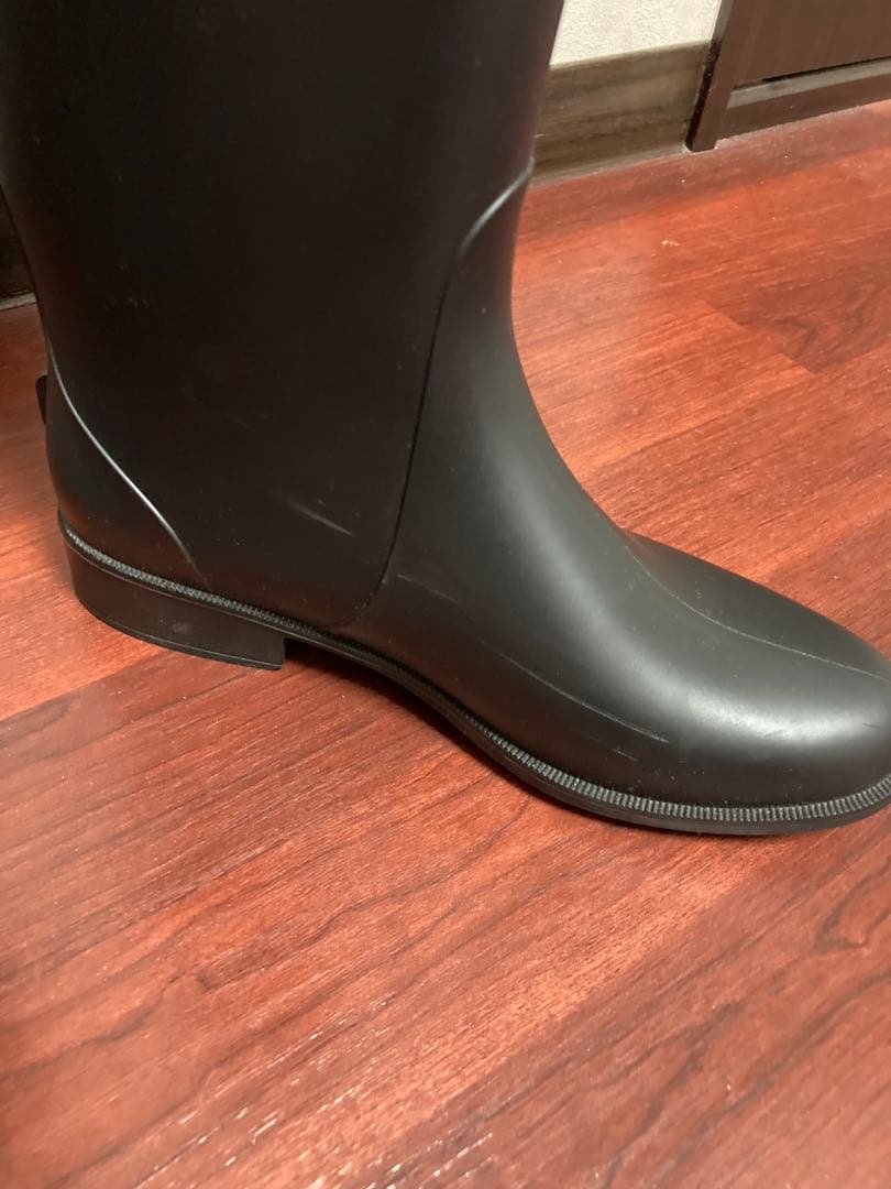 Salvatore Ferragamo 黒 レインブーツ