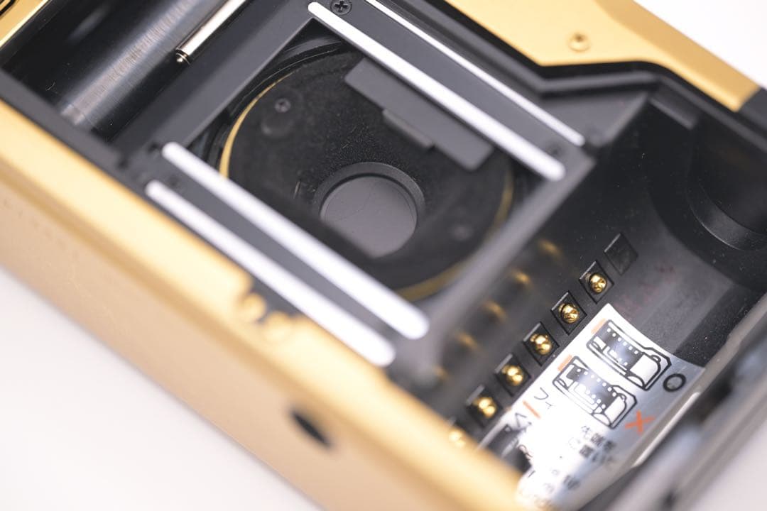 フィルムカメラ contax T2 gold