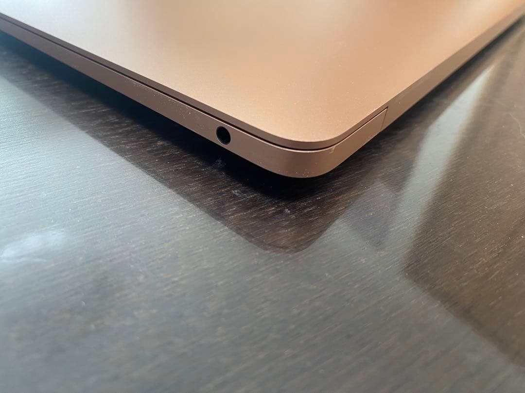 MacBook Air 2020 Intel i3 8GB 256GB ゴールド