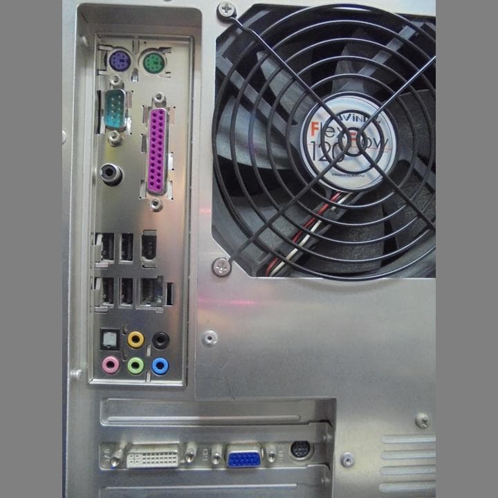 Windows7 64bit　動作確認＆調整済み／お遊びデスクトップカスタムPC