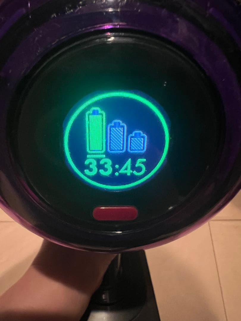 ダイソン Dyson コードレスクリーナー SV18FF 掃除機　充電スタンド付