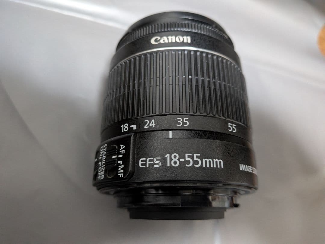 Canon EOS Kiss x6i+レンズ写真通りと他バツテリーと充電器