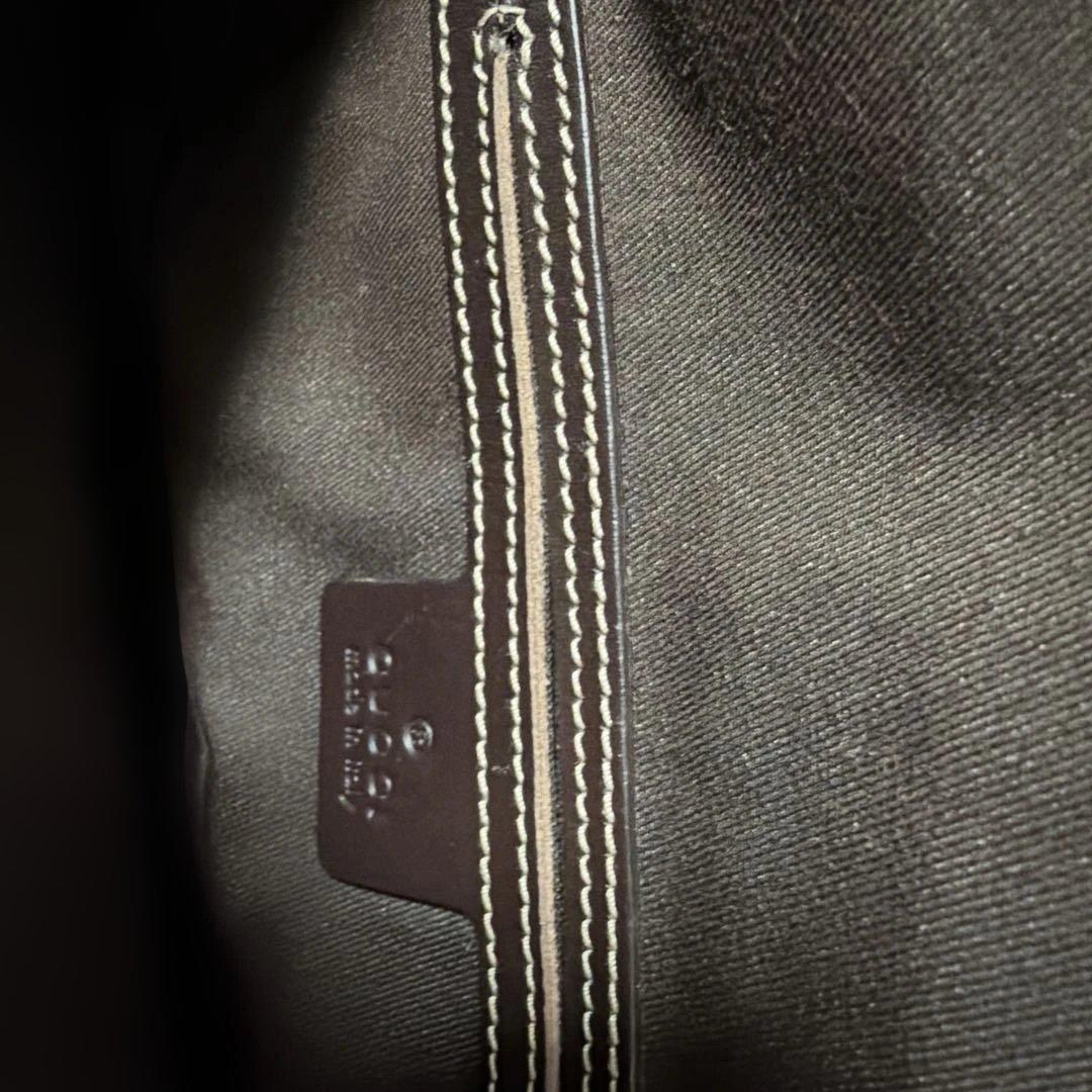 GUCCI ショルダーパック　美品