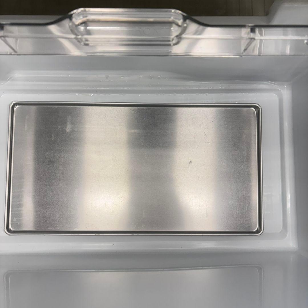 642 ファミリー向け　大型冷蔵庫　6ドア　観音開き　フレンチドア　400L強