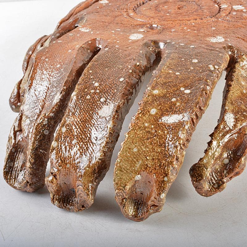 信楽焼　克銘　手のひらに羅針盤　置物　手のオブジェ　F　R5961B