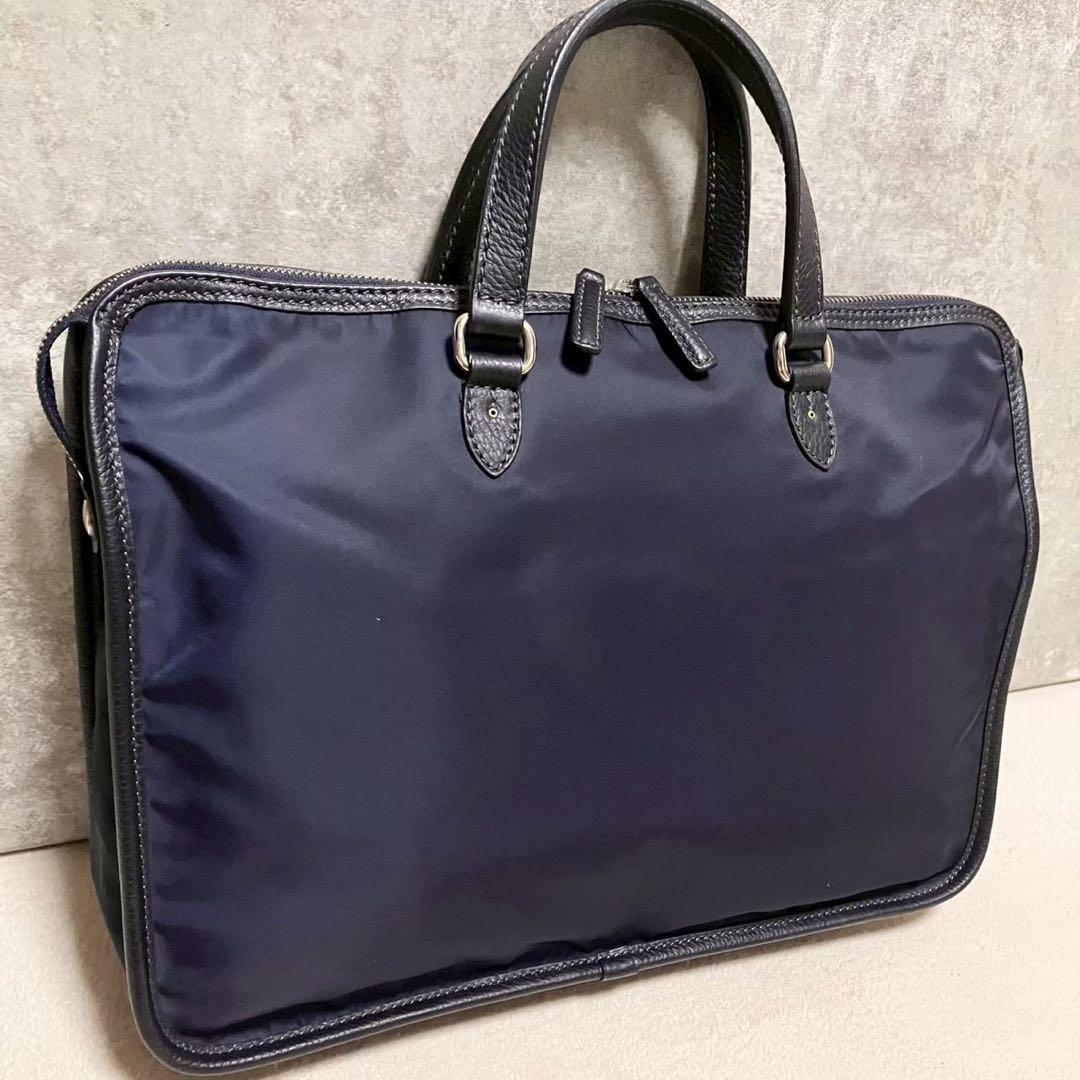 【新品タグ付き】　ダニエルアンドボブ　ブリーフケース　A4可　ルーシー　デイビス