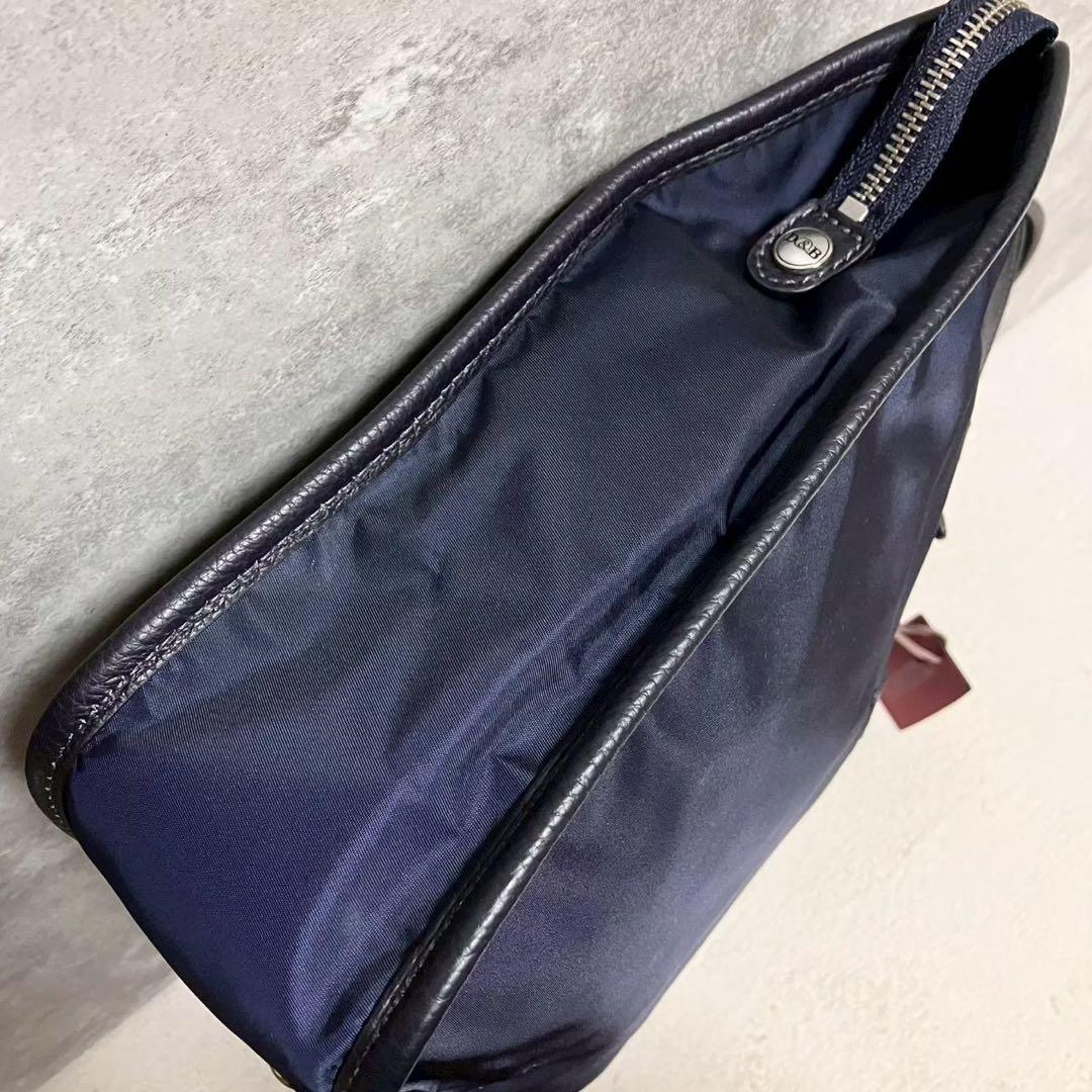 【新品タグ付き】　ダニエルアンドボブ　ブリーフケース　A4可　ルーシー　デイビス