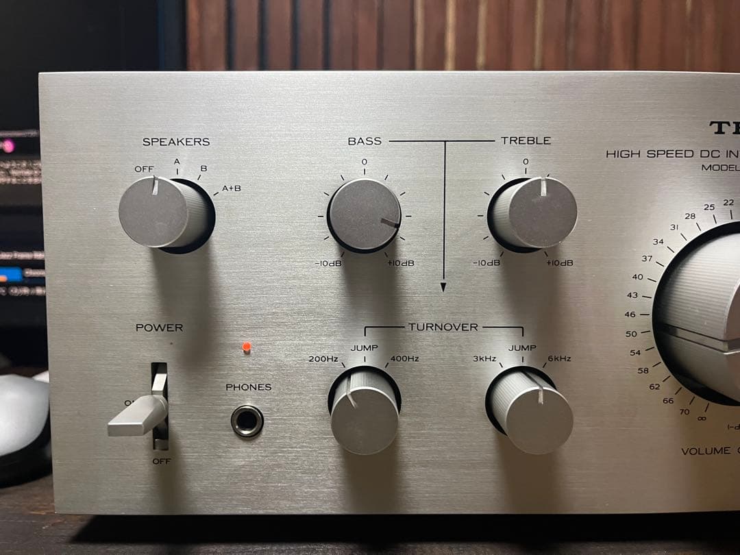 TRIO KA-8300 プリメインアンプ