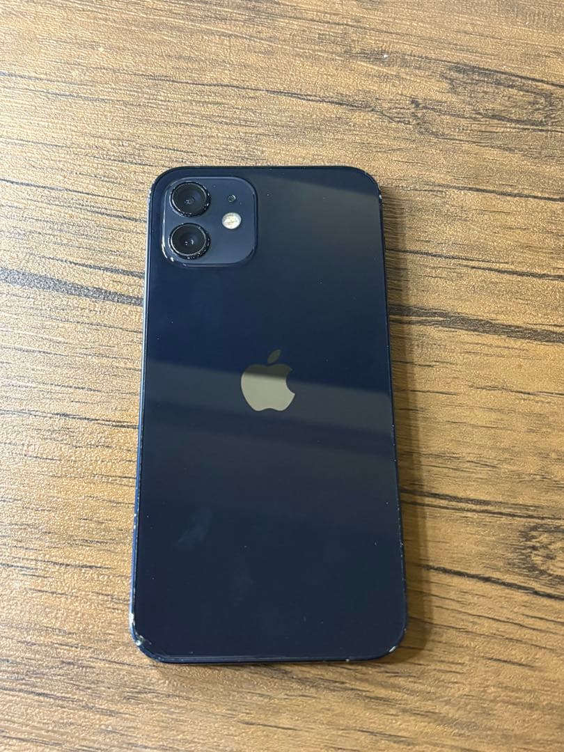 Apple iPhone 12 ブラック 本体 画面ひびあり