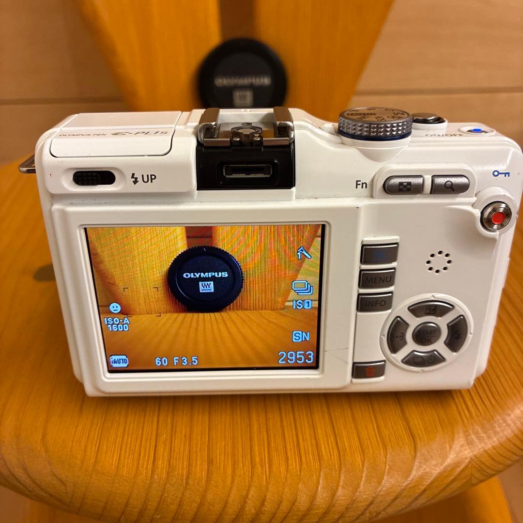 OLYMPUS PEN E-PL1S ホワイト ダブルズームキット　SDカード付