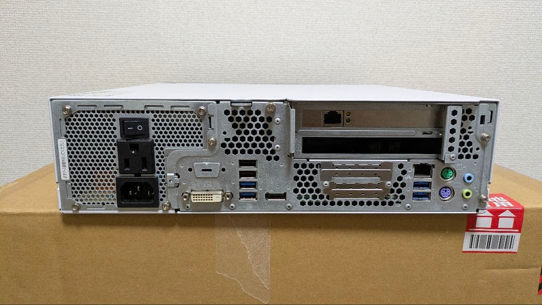Windowsデスクトップ Fujitsu ESPRIMO D588/T