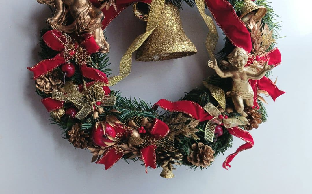 本場のスエーデンアーチストが制作した　クリスマス　リース