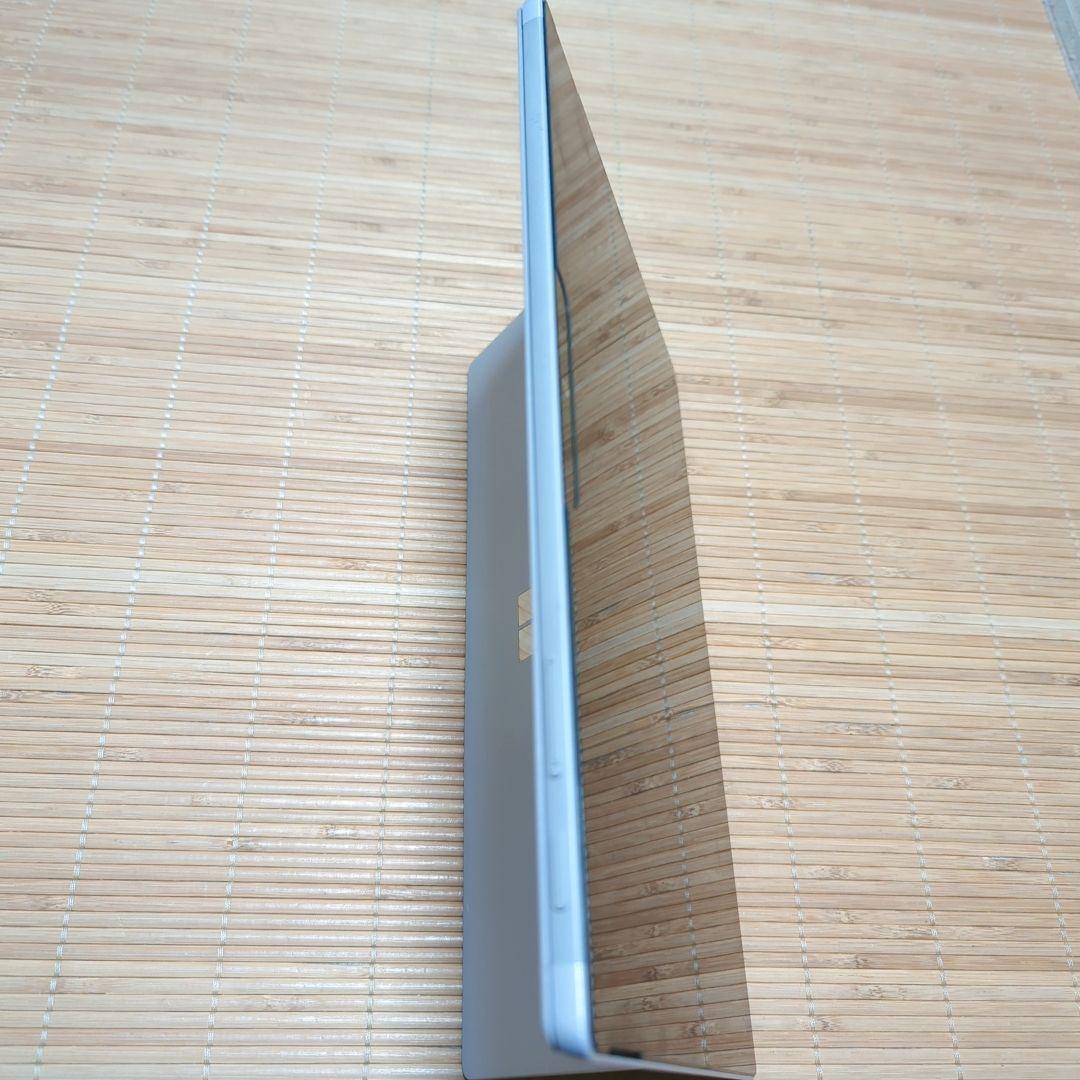 Microsoft Surface Pro5 Model1796　バッテリー良好