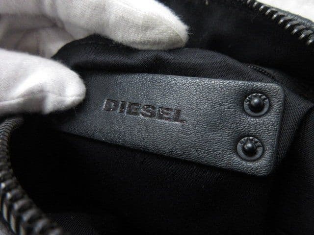 【新品未使用】DIESEL デニムショルダーバッグ ファー/ボア
