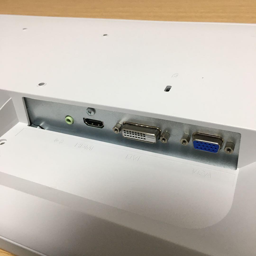 フルセット 富士通 Win11 快速i3 8Gメモリ SSD 23.8'モニター