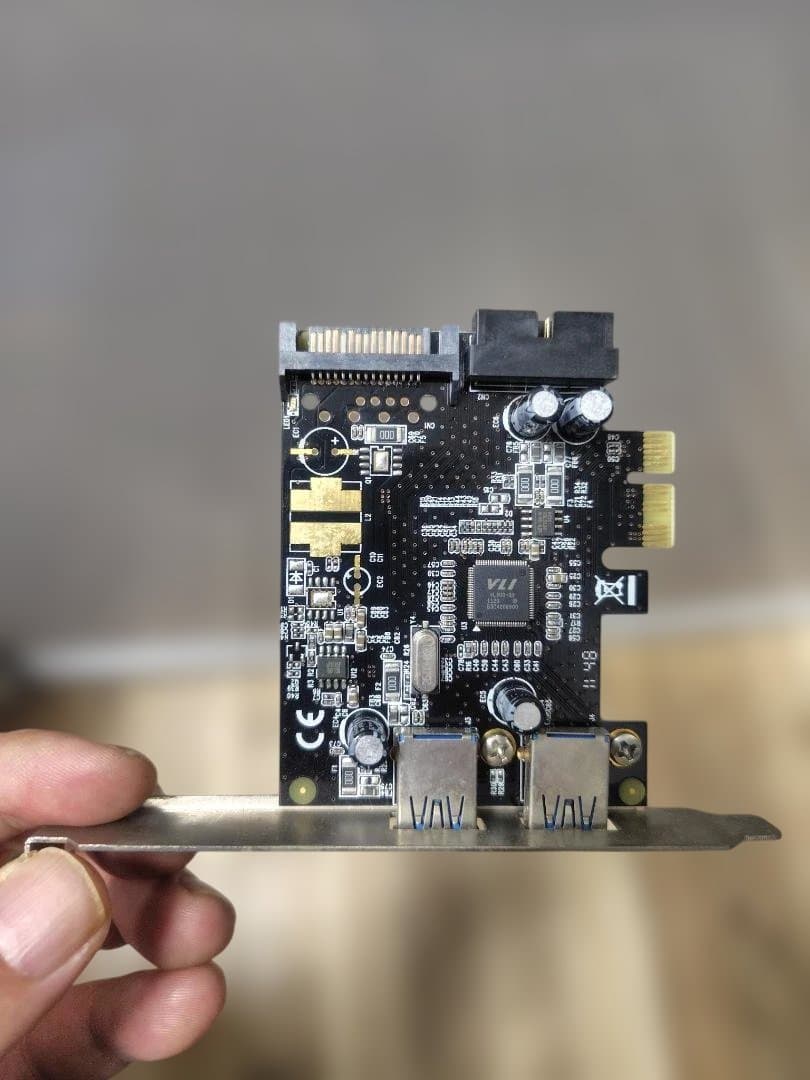 B550 F Gaming AM4 & Ryzen 7 3700Xとおまけ