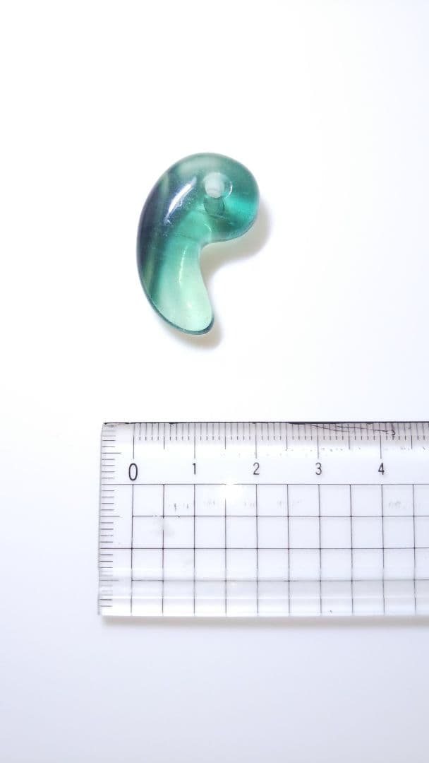 【早い者勝ち】 美品 勾玉 パワーストーン 波動