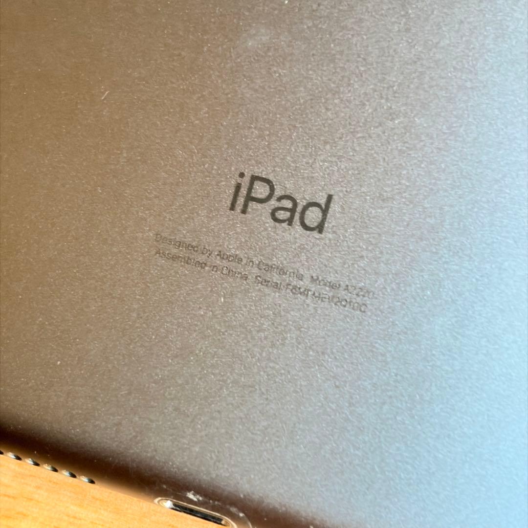 iPad 第8世代 Wi-Fi 32GB 動作OK