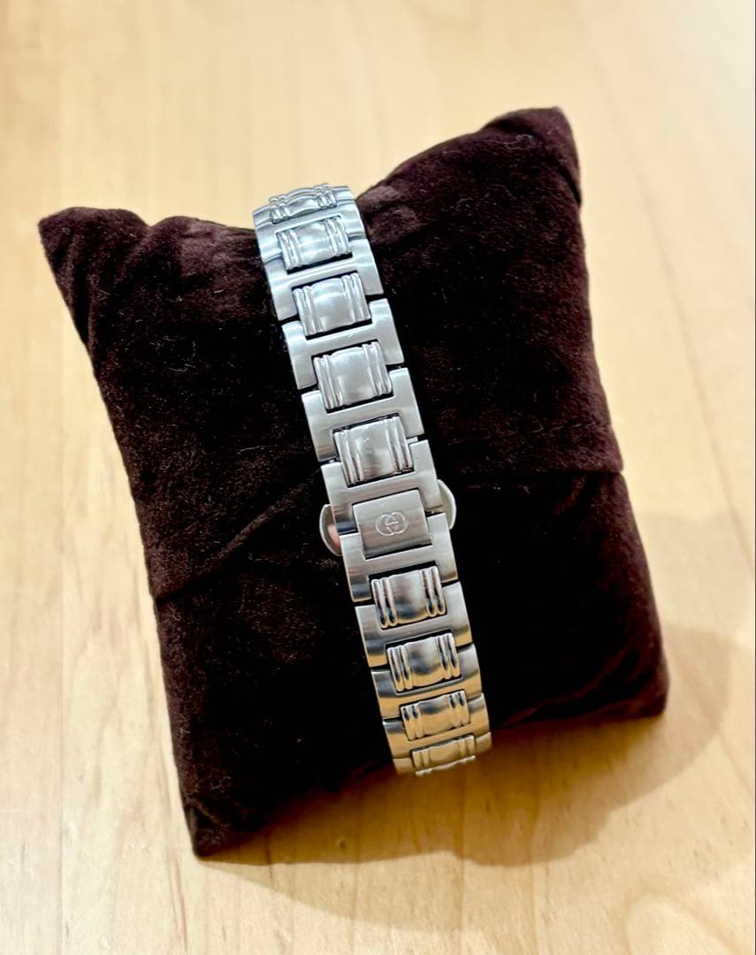 稼働品　GUCCI グッチ　レディース　9040L クォーツ　デイト　ブラック