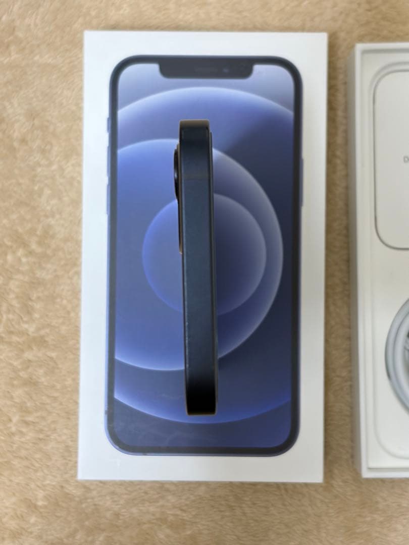 iPhone 12（128GB）ブラック　SIMフリー 使用感あり