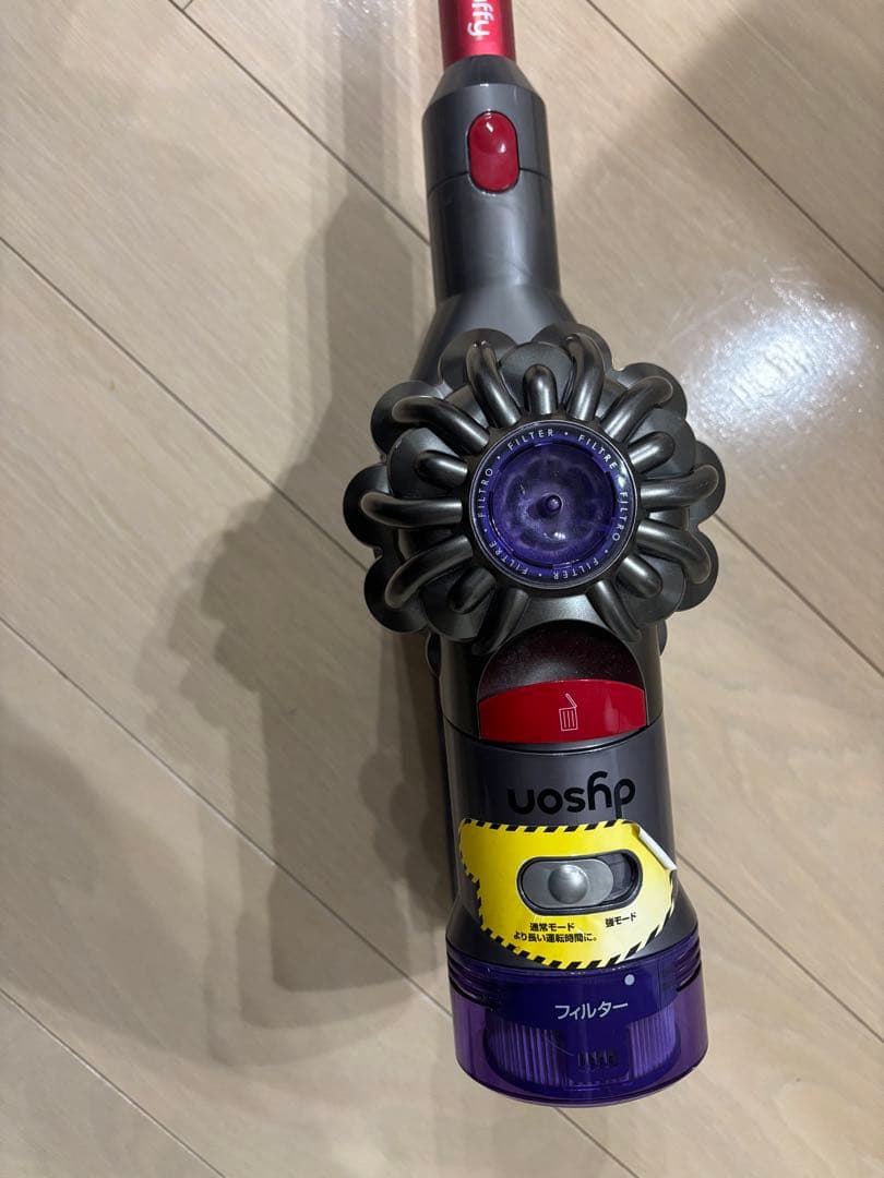 し*ー様 Dyson V8 Slim Fluffy スティッククリーナー本体